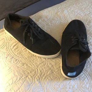 Toms Black casual shoes